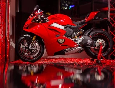 Πρεμιέρα της νέας Panigale V4 στο Season Opening της Ducati